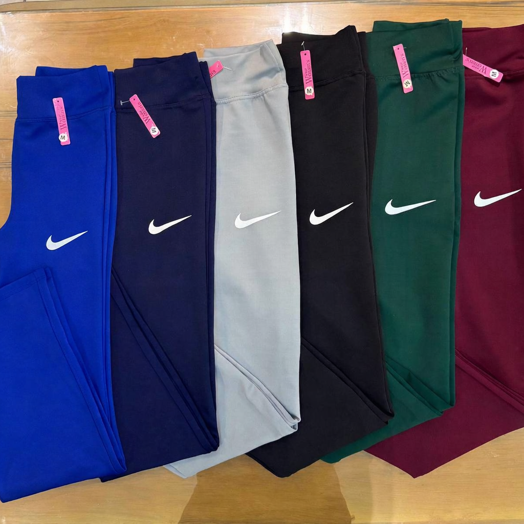 Women’s Black Flared Yoga Pants